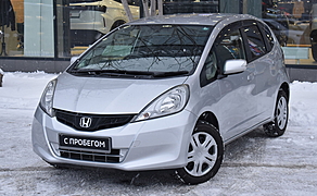 Honda Fit, II 1.3 AT (100 л.с.) 4WD