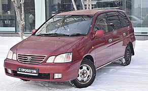Toyota Gaia, I 2.0 AT (135 л.с.)