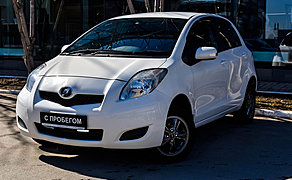 Toyota Vitz, II (XP90) 1.3 AT (87 л.с.) 4WD