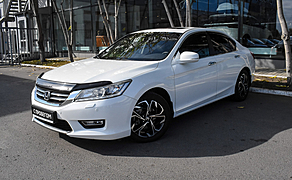 Honda Accord, IX 2.4 AT (180 л.с.)