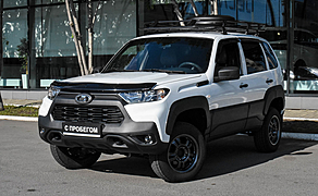 Lada (ВАЗ) Niva Travel, I 1.7 MT (80 л.с.) 4WD