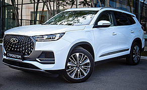 Chery Tiggo 8 Pro Plug-in Hybrid, I 1.5hyb AT (235 л.с.)