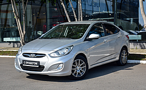 Hyundai Solaris, I 1.4 AT (107 л.с.)