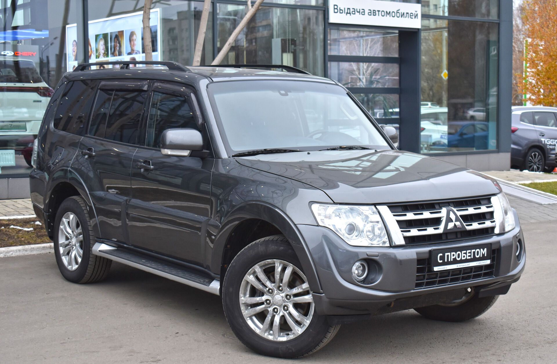 Mitsubishi Pajero, IV Рестайлинг 1 3.2d AT (200 л.с.) 4WD 2013