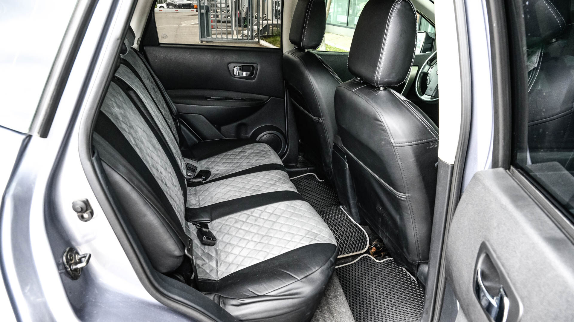 Nissan Qashqai, I Рестайлинг 1.6 CVT (117 л.с.) 2012