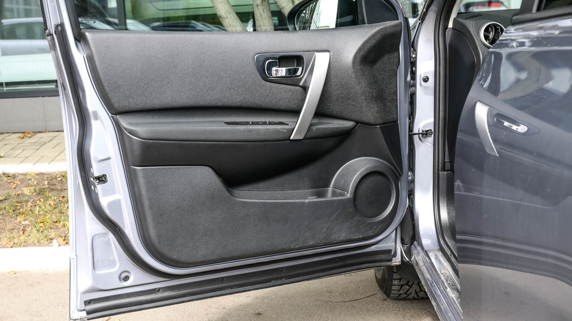 Nissan Qashqai, I Рестайлинг 1.6 CVT (117 л.с.) 2012