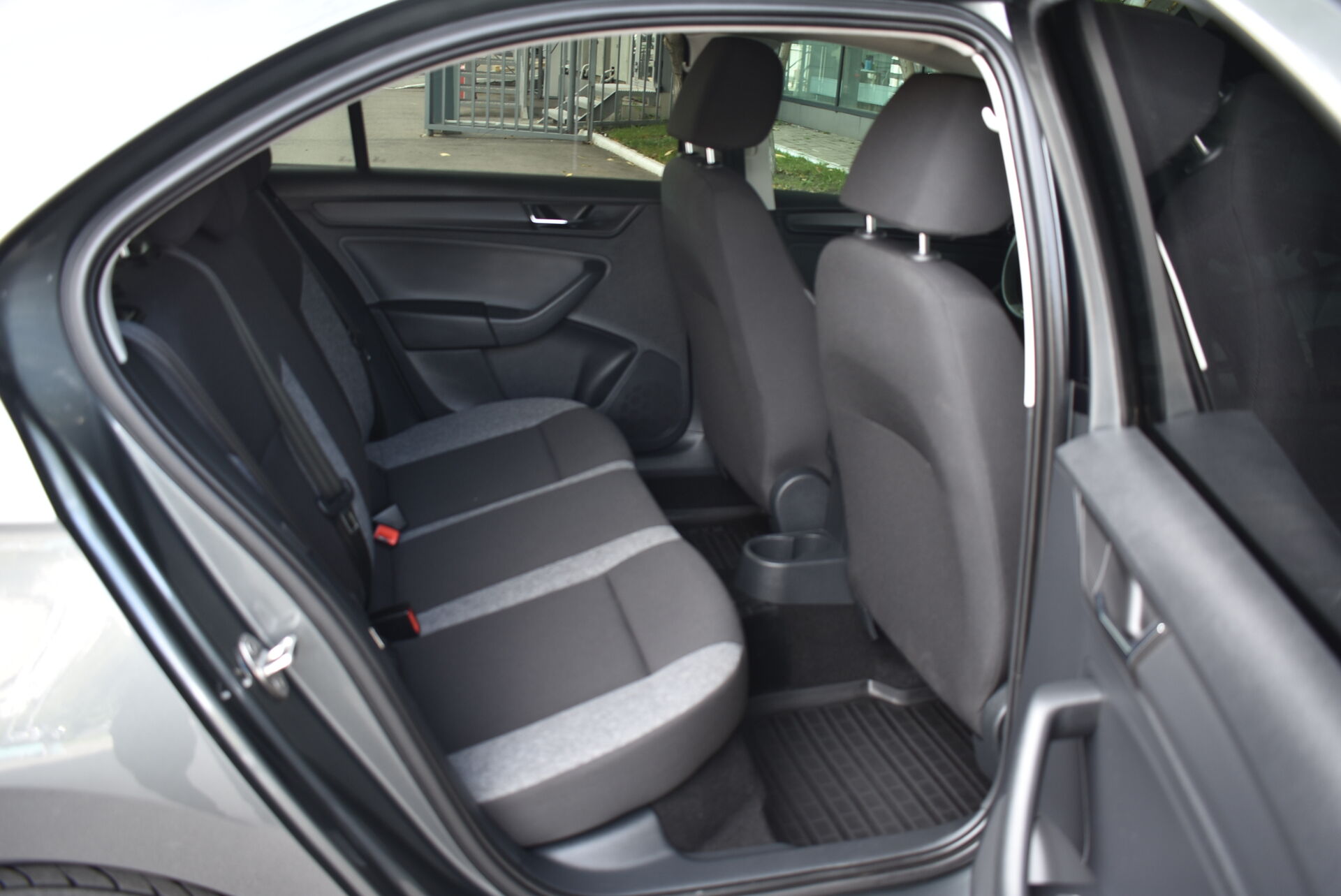 Skoda Rapid, II 1.6 AT (110 л.с.) 2021