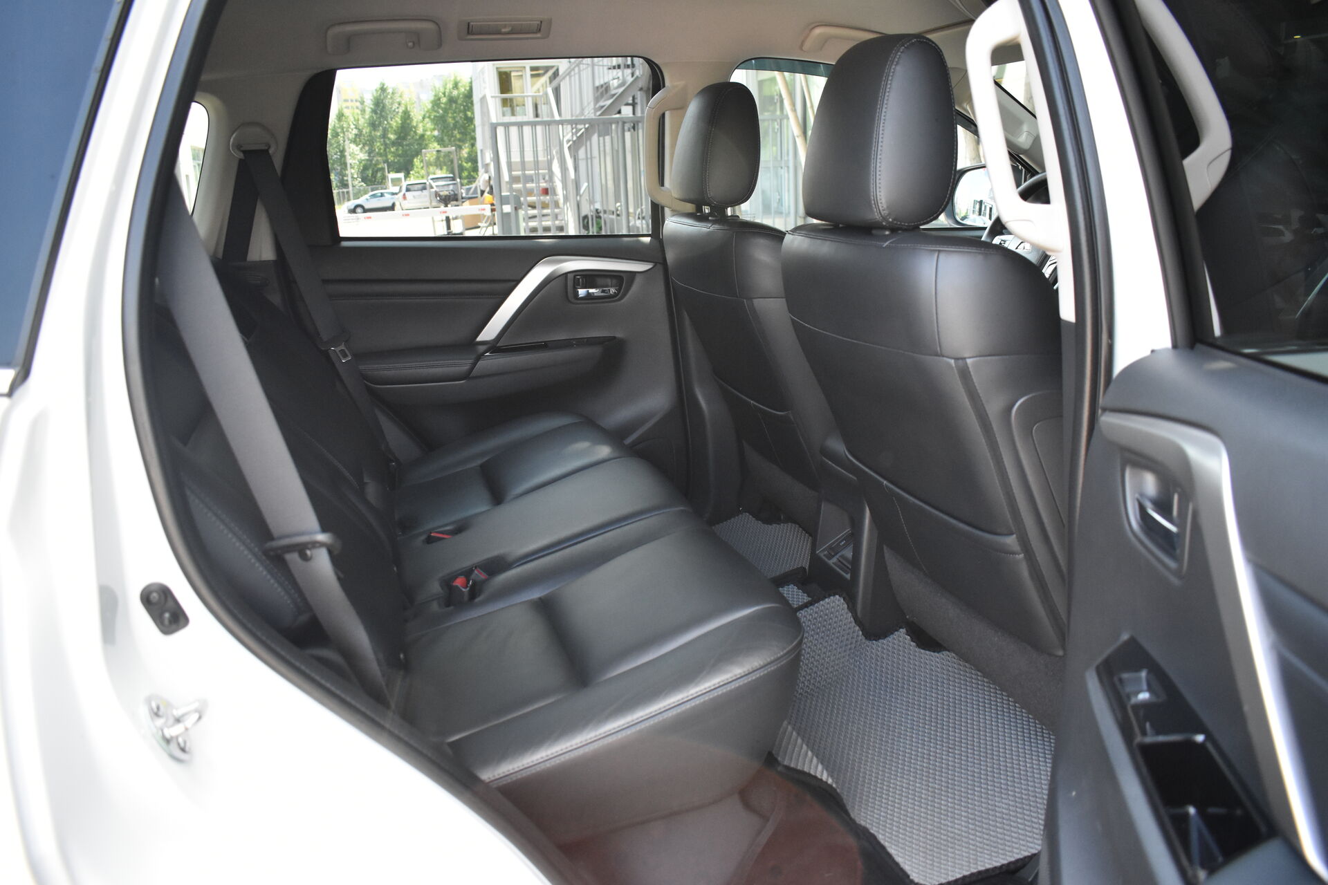 Mitsubishi Pajero Sport, III Рестайлинг 2.4d AT (181 л.с.) 4WD 2021