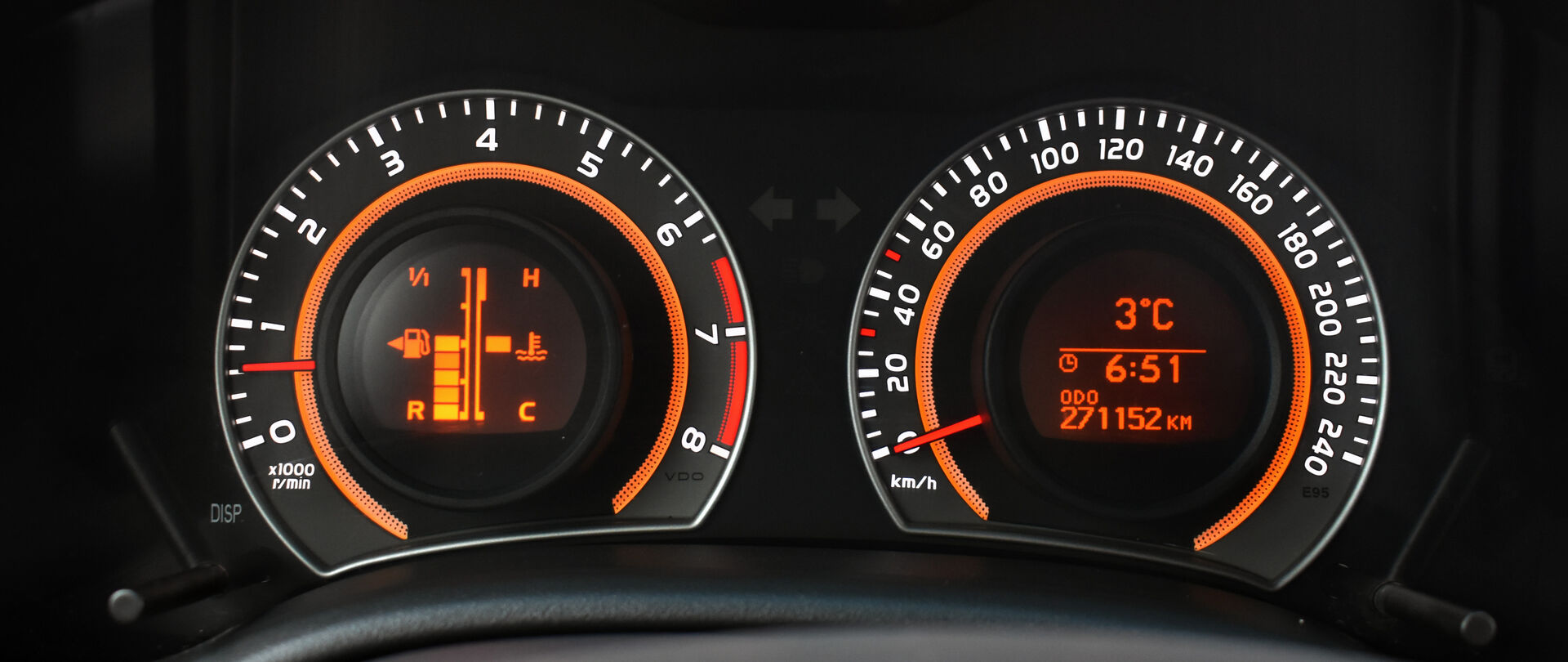 Toyota Corolla, X (E140, E150) Рестайлинг 1.6 MT (124 л.с.) 2010