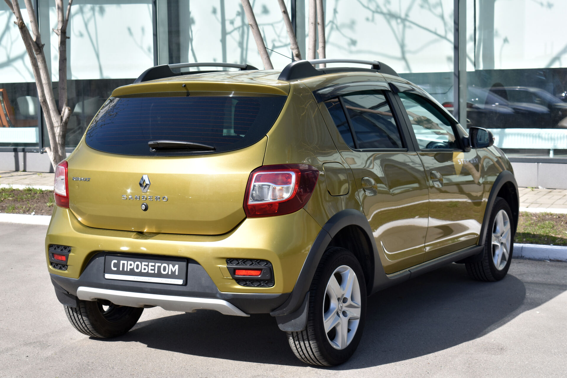 Renault Sandero, II Stepway 1.6 AT (102 л.с.) 2017