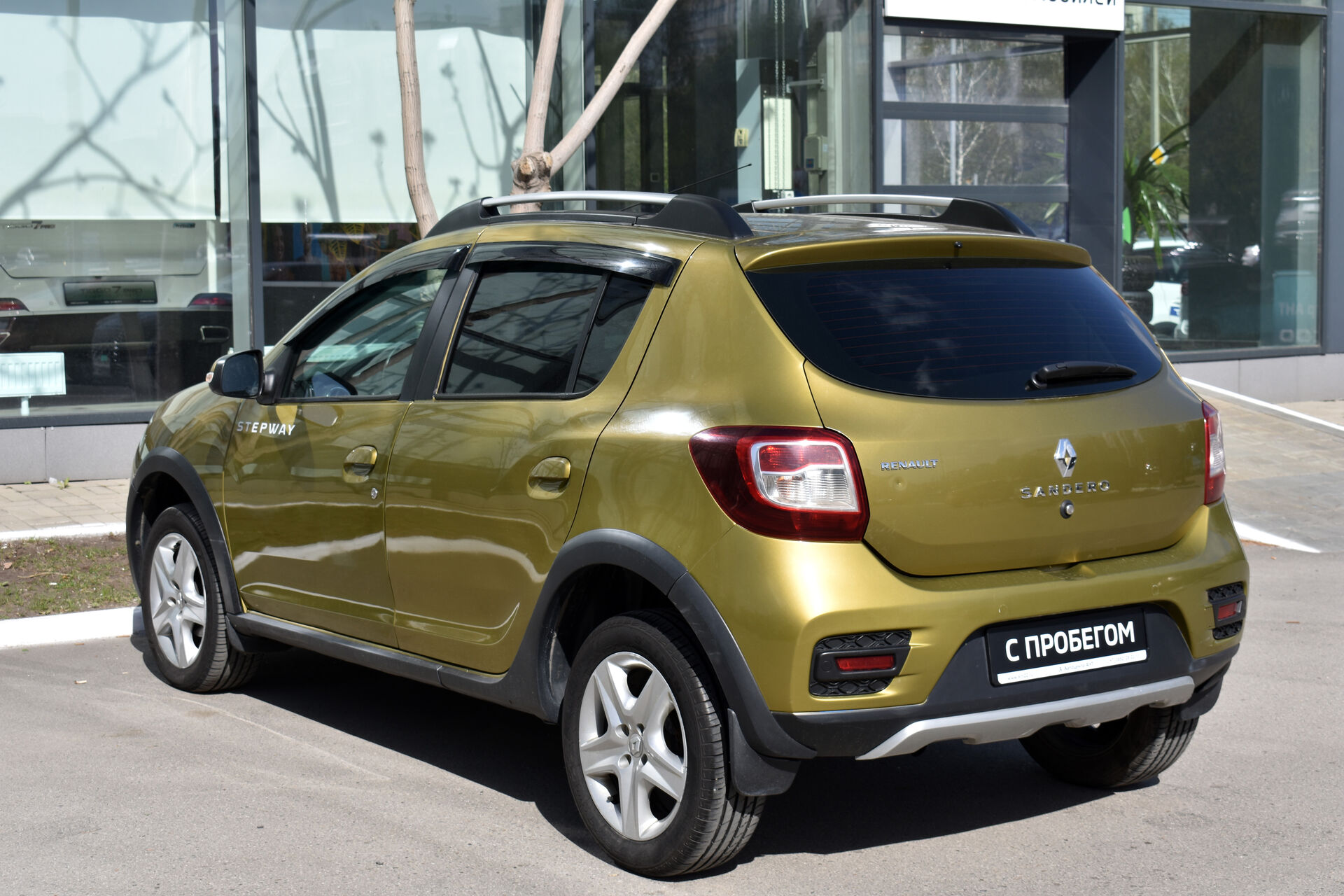 Renault Sandero, II Stepway 1.6 AT (102 л.с.) 2017