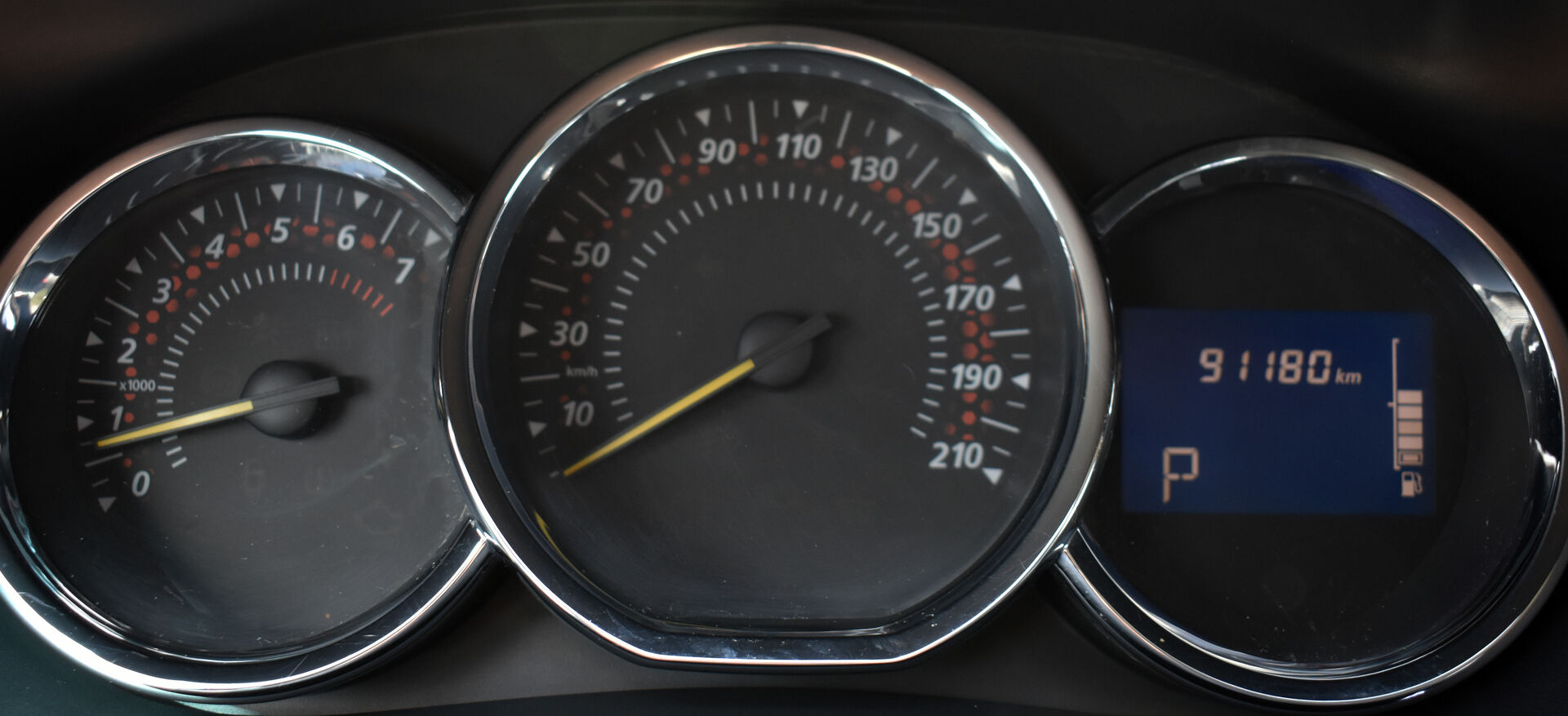 Renault Sandero, II Stepway 1.6 AT (102 л.с.) 2017