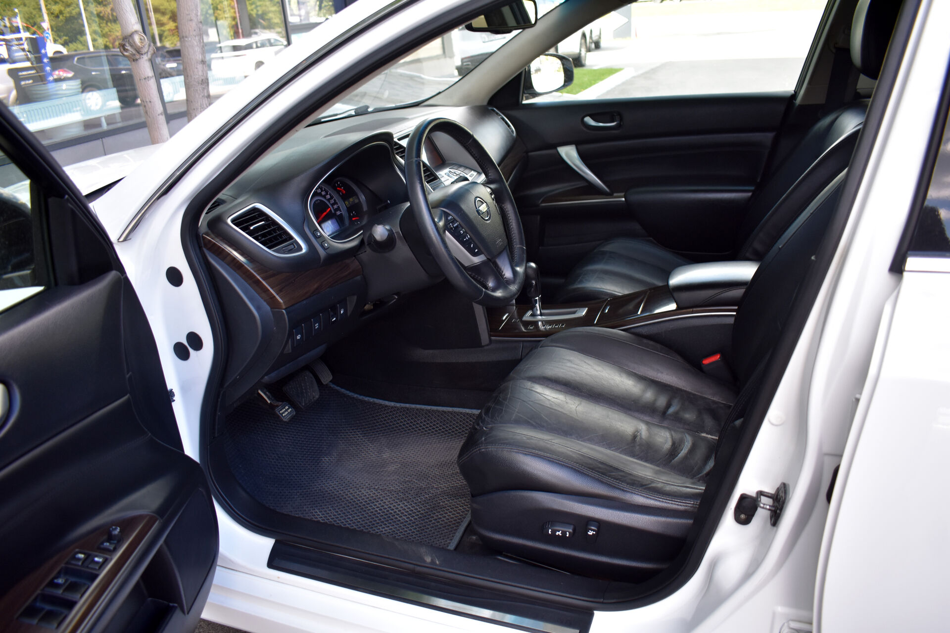 Nissan Teana, II Рестайлинг 2.5 CVT (182 л.с.) 2012