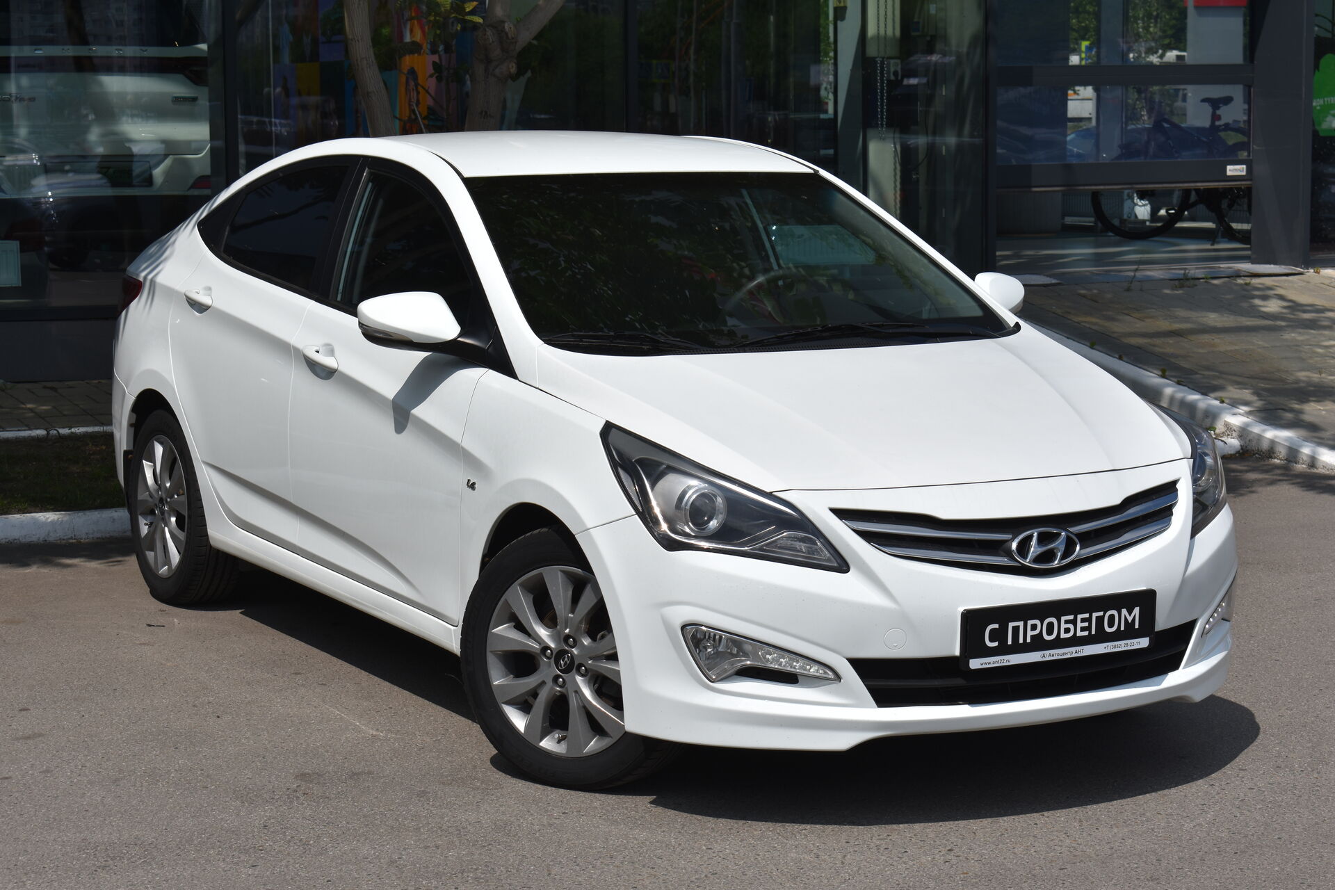 Hyundai Solaris, I Рестайлинг 1.6 AT (123 л.с.) 2015
