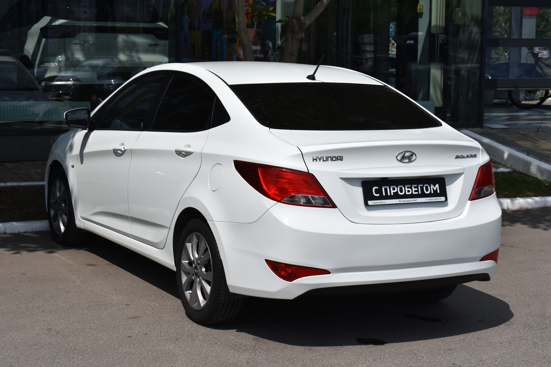 Hyundai Solaris, I Рестайлинг 1.6 AT (123 л.с.) 2015