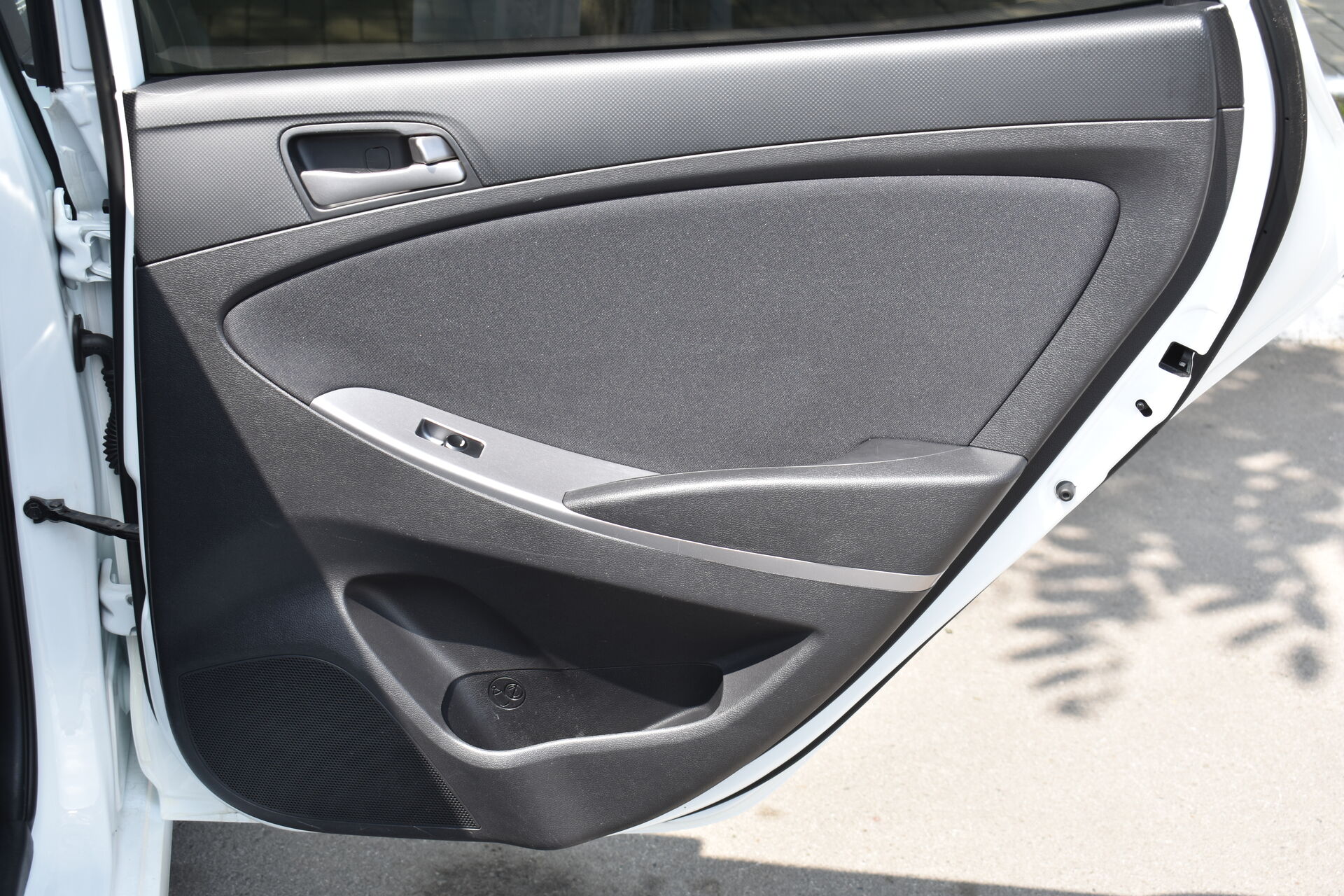 Hyundai Solaris, I Рестайлинг 1.6 AT (123 л.с.) 2015