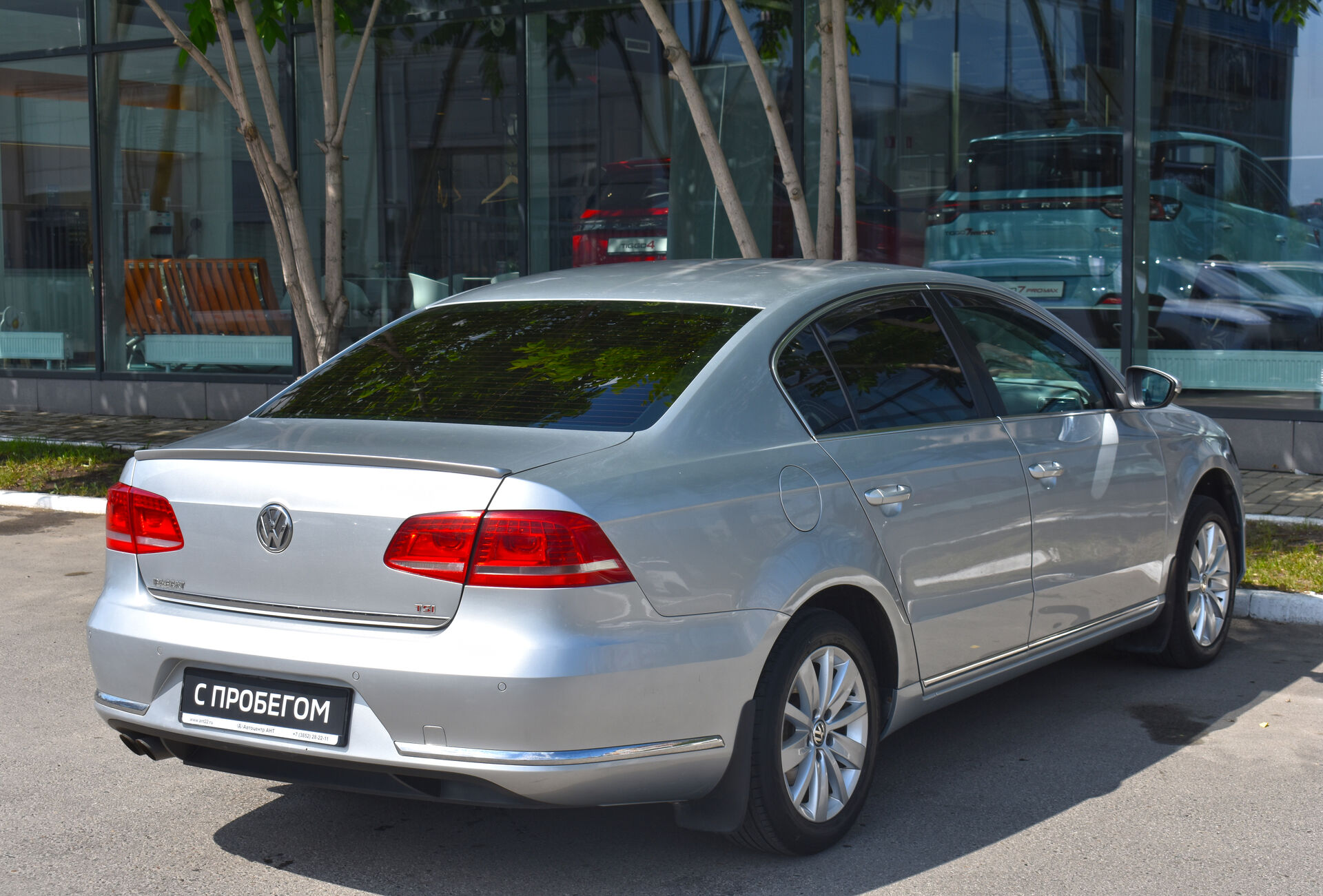 Volkswagen Passat, B7 1.8 AMT (152 л.с.) 2011