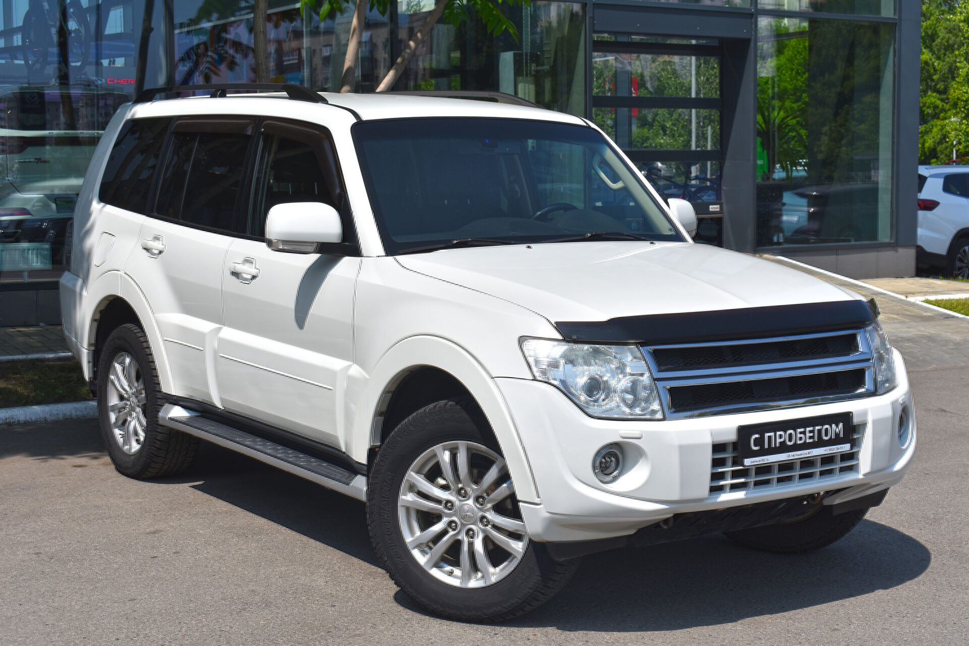 Mitsubishi Pajero, IV Рестайлинг 1 3.0 AT (178 л.с.) 4WD 2013