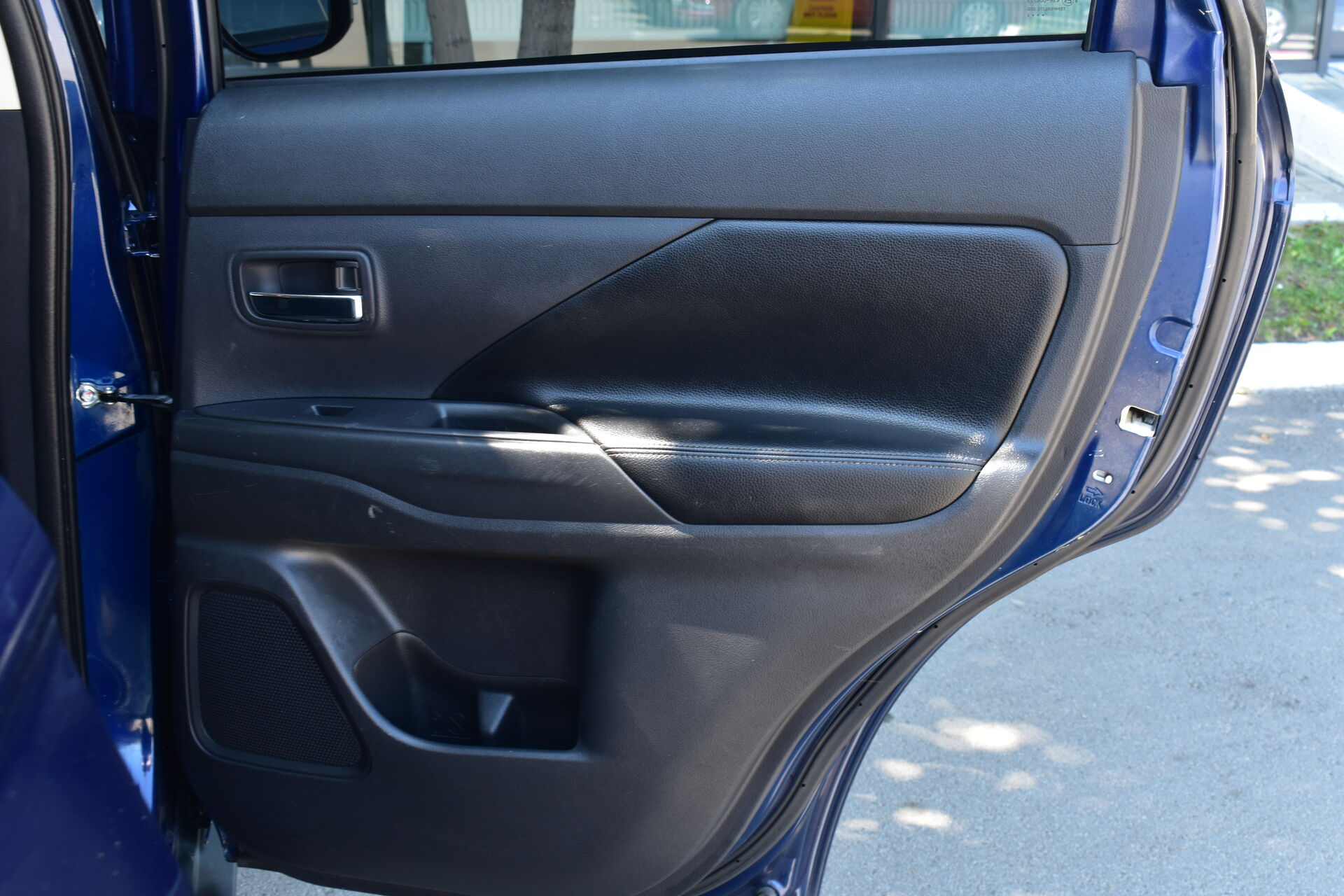 Mitsubishi Outlander, III 2.4 CVT (167 л.с.) 4WD 2013