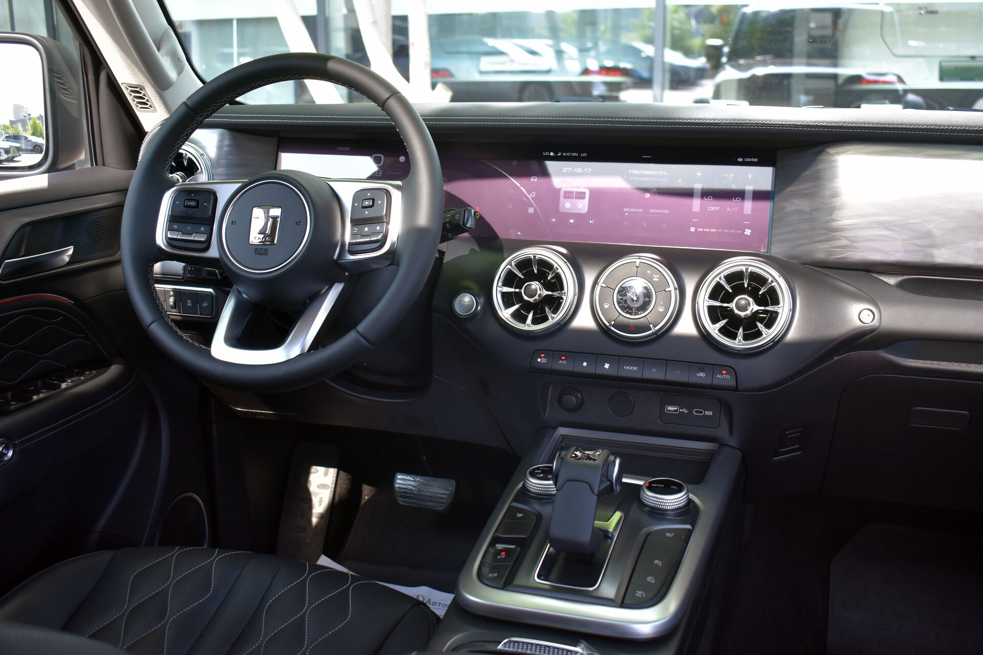 Tank 300, I 2.0 AT (220 л.с.) 4WD 2023