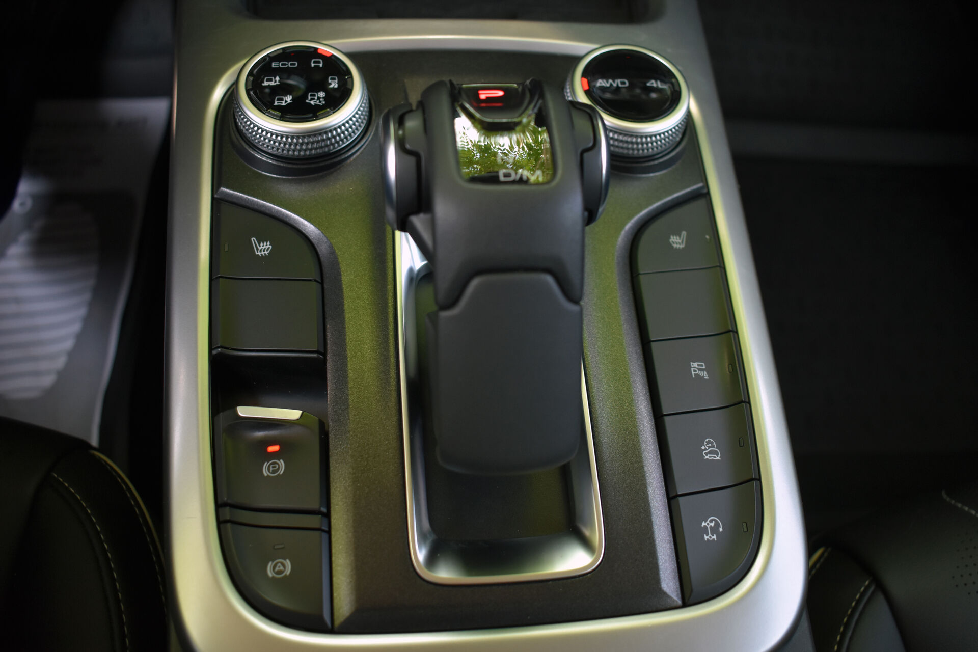 Tank 300, I 2.0 AT (220 л.с.) 4WD 2023