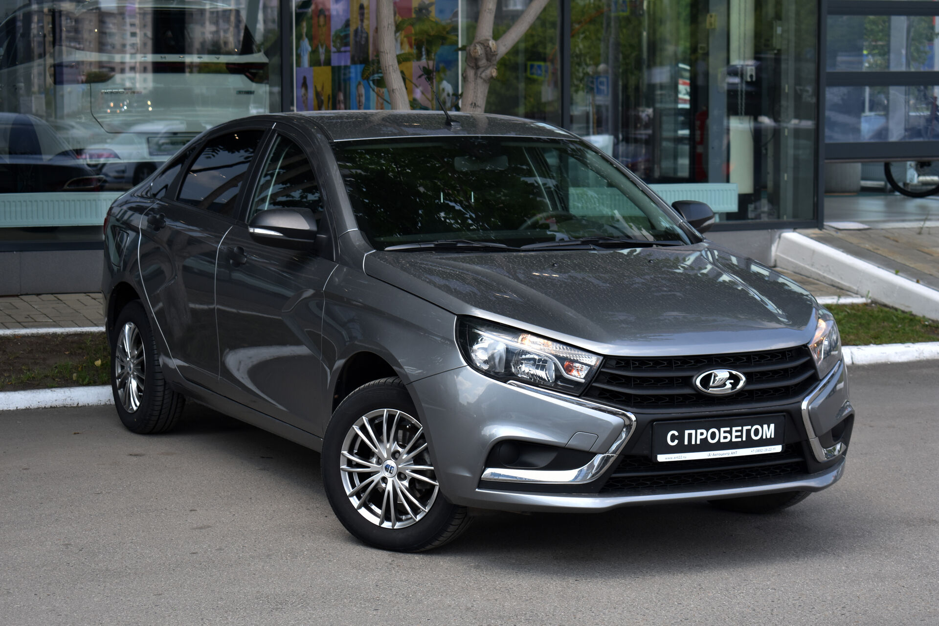 Lada (ВАЗ) Vesta, I 1.6 MT (106 л.с.) 2017