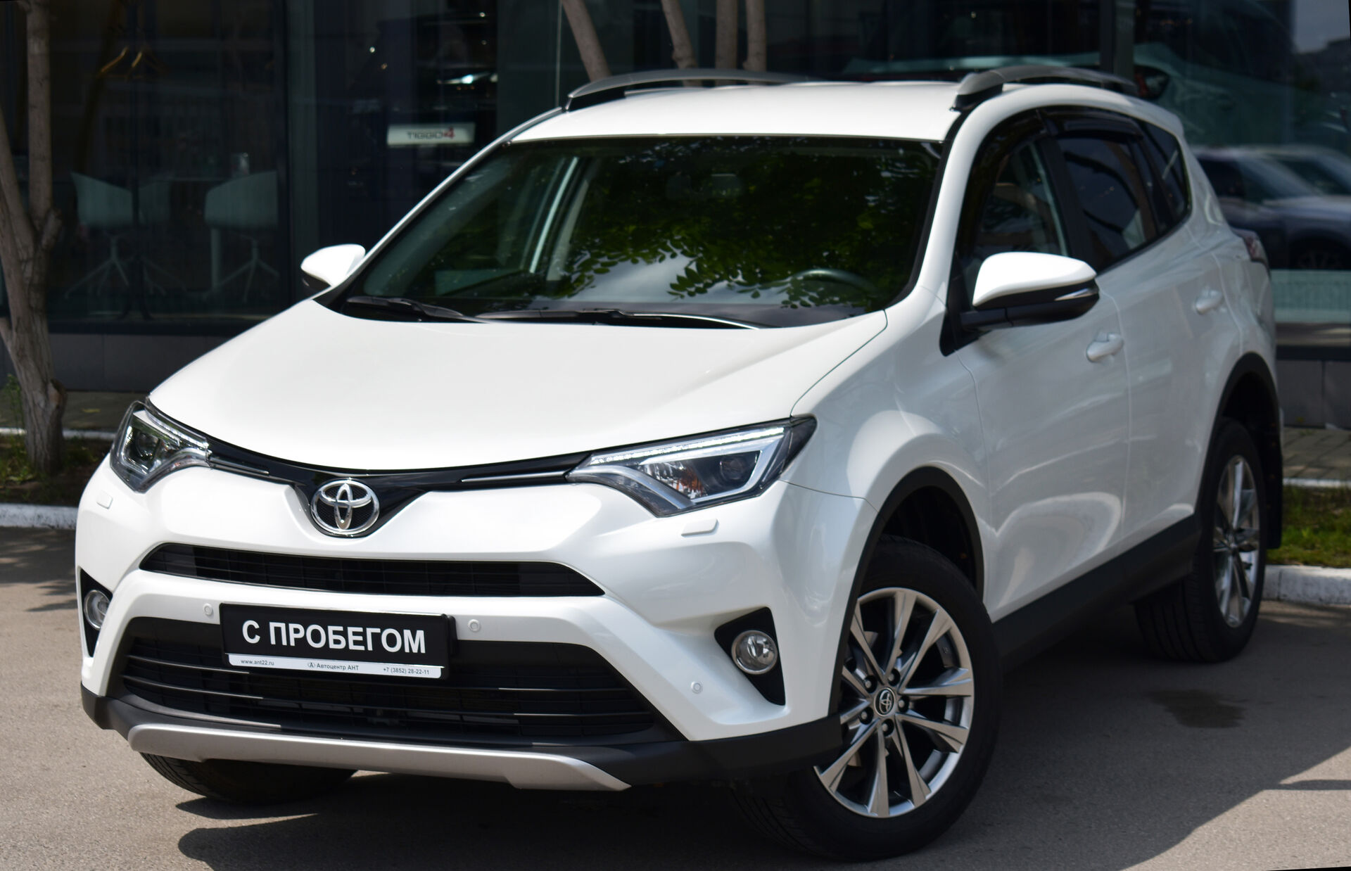 Toyota RAV4, IV (XA40) Рестайлинг 2.0 CVT (146 л.с.) 4WD 2019