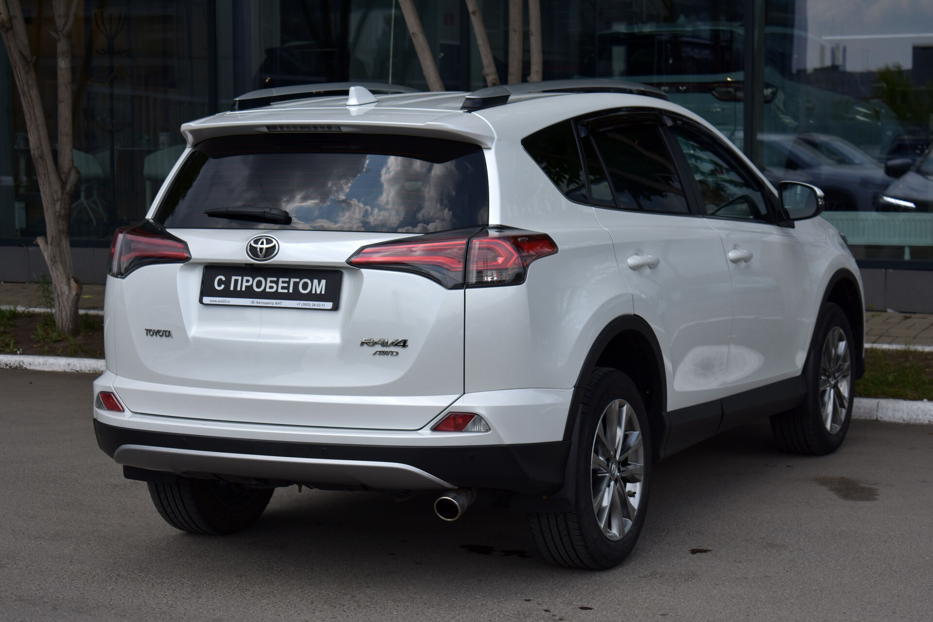 Toyota RAV4, IV (XA40) Рестайлинг 2.0 CVT (146 л.с.) 4WD 2019