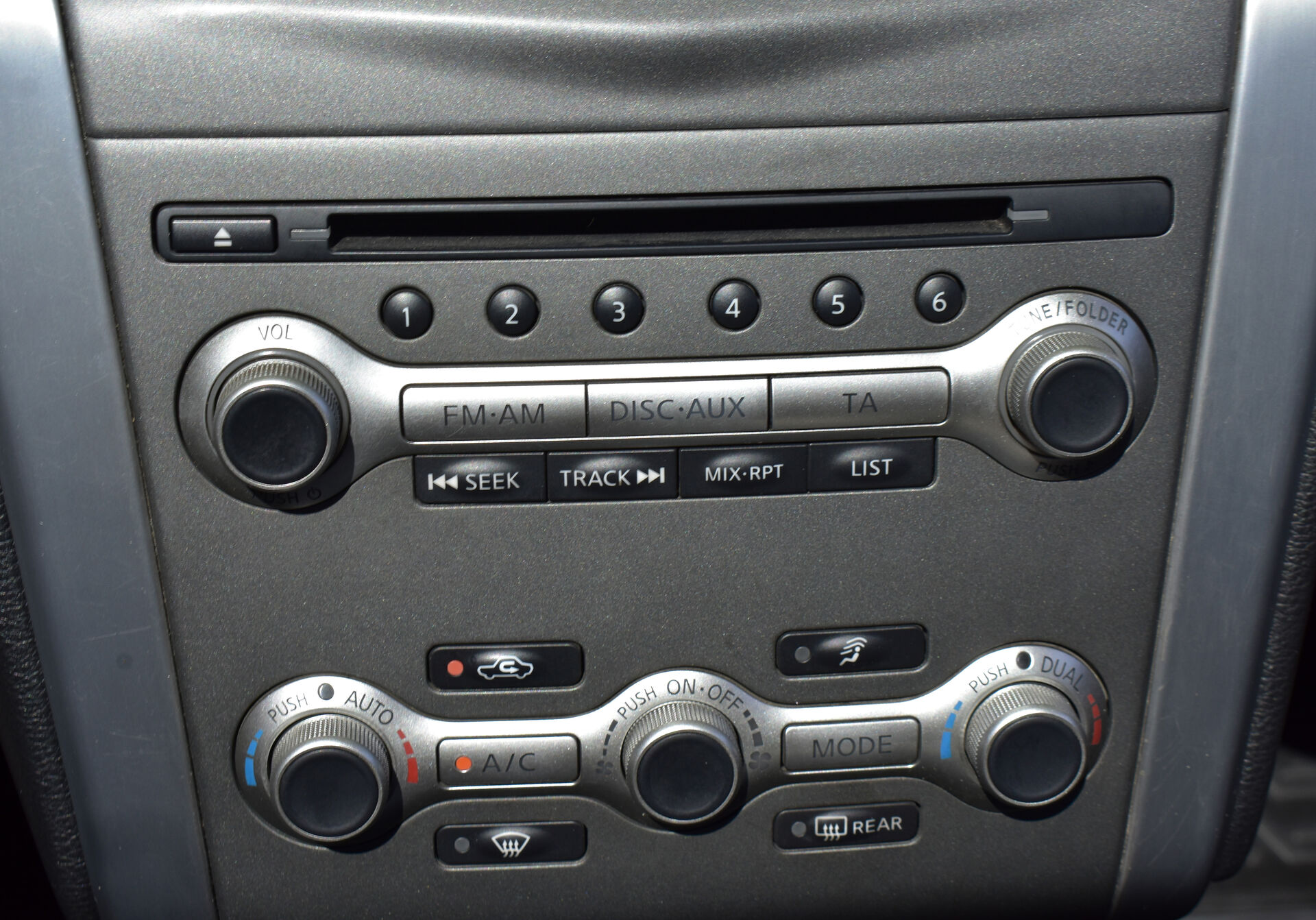 Nissan Murano, II (Z51) Рестайлинг 2 3.5 CVT (249 л.с.) 4WD 2015