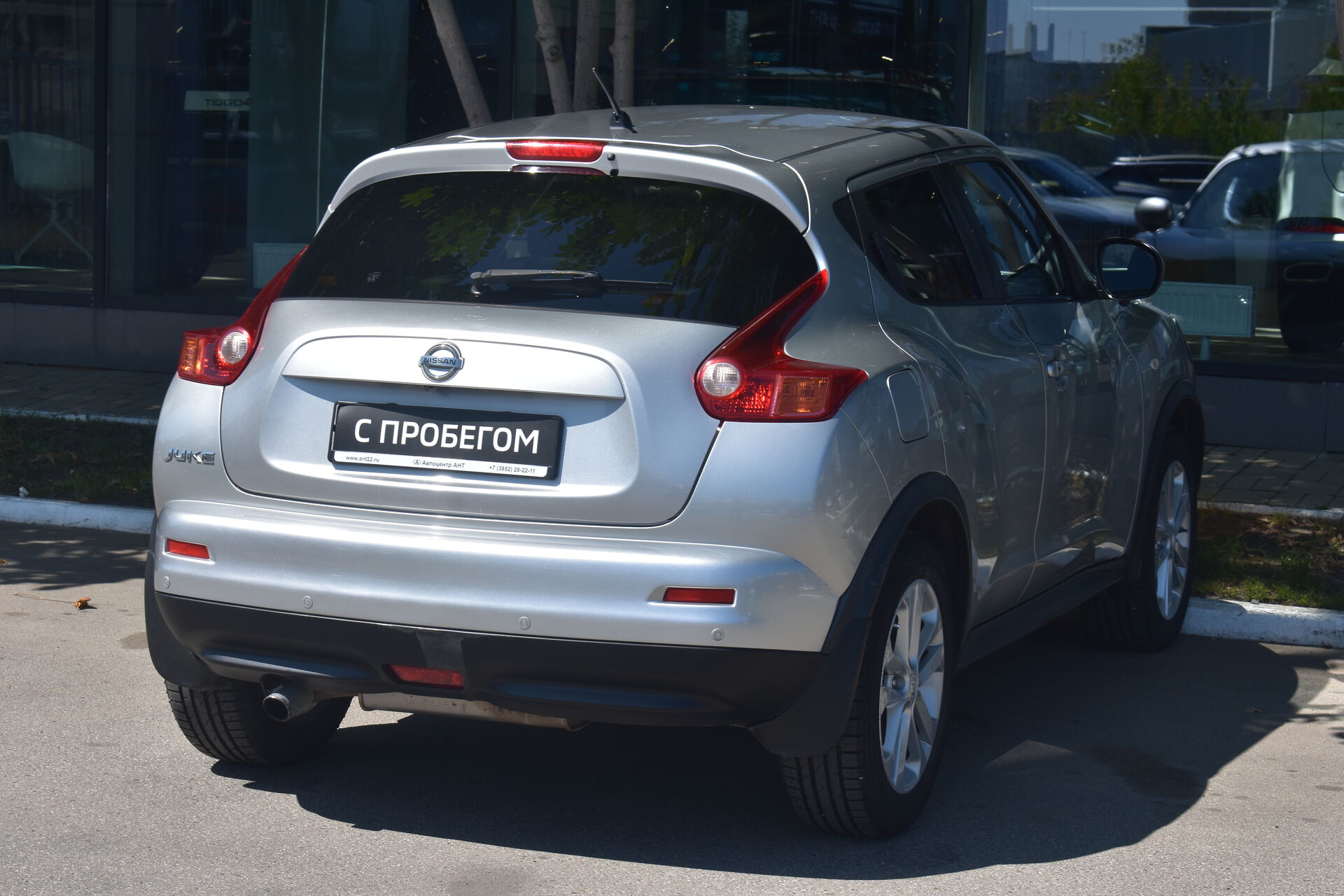 Nissan Juke, I 1.6 CVT (190 л.с.) 4WD 2011