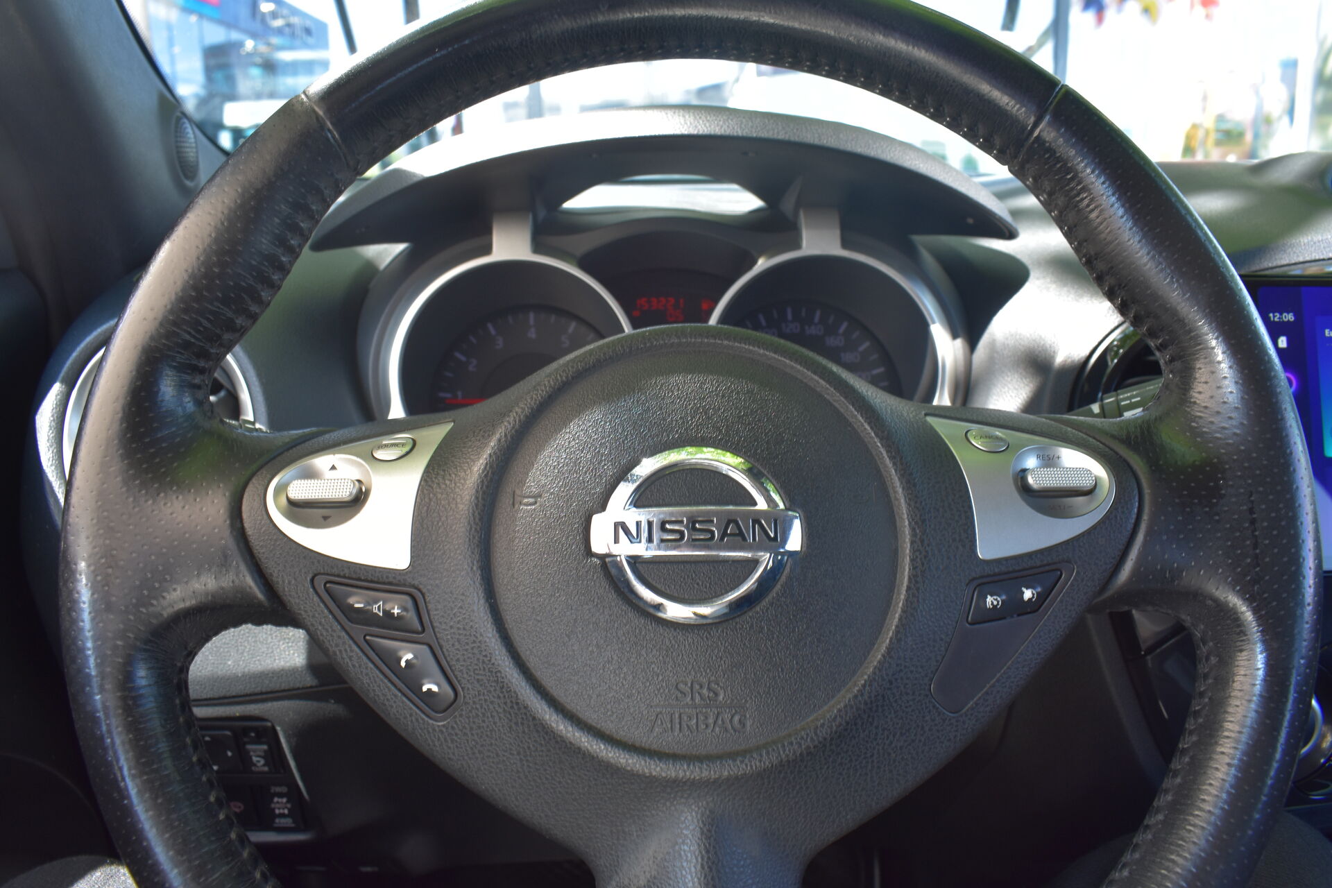 Nissan Juke, I 1.6 CVT (190 л.с.) 4WD 2011