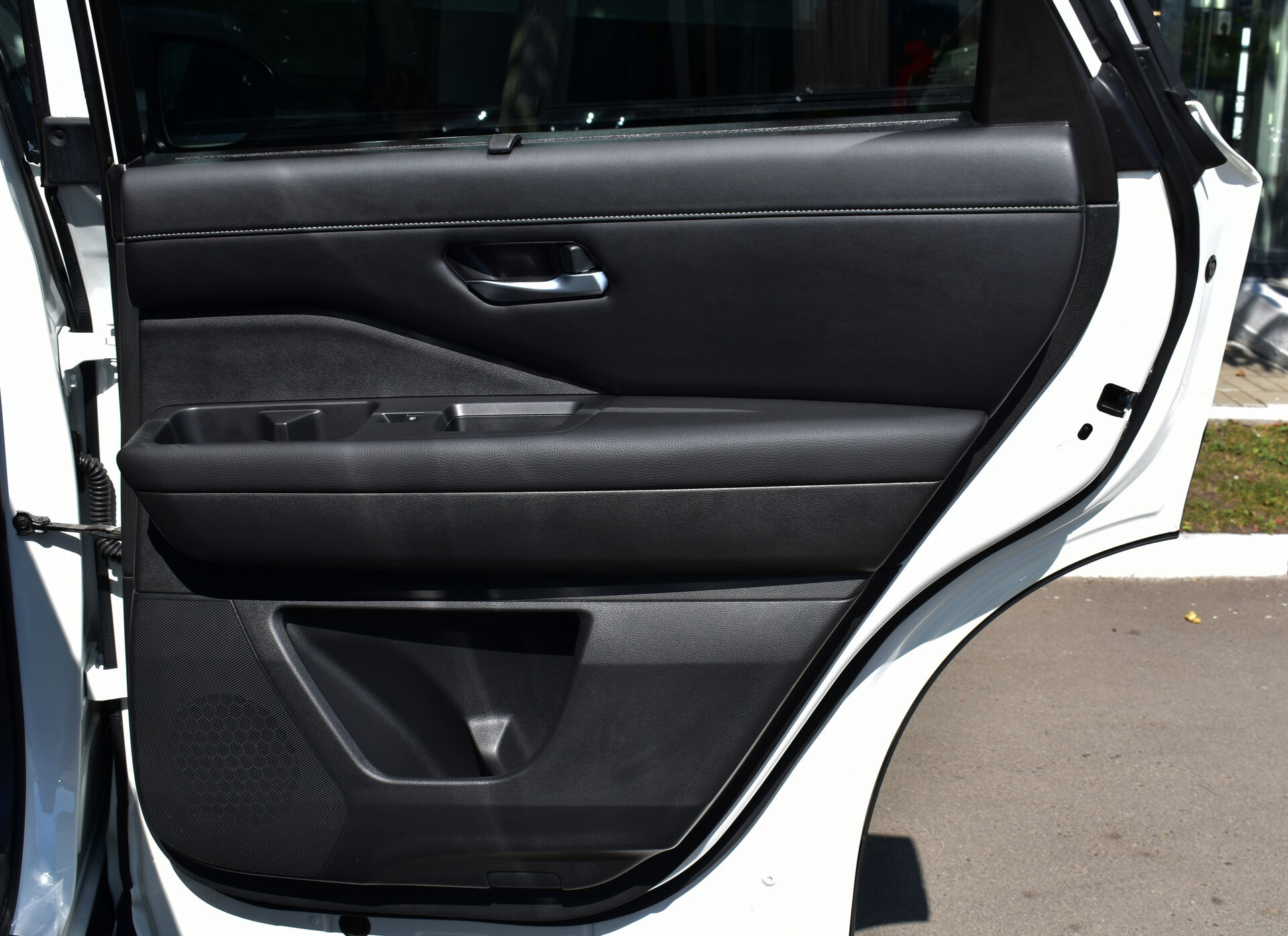 Nissan Pathfinder, V 3.5 AT (275 л.с.) 4WD 2021