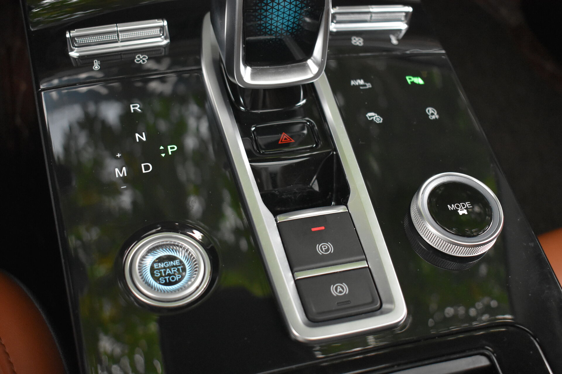 Chery Tiggo 8 Pro Max, I 2.0 AMT (197 л.с.) 4WD 2023