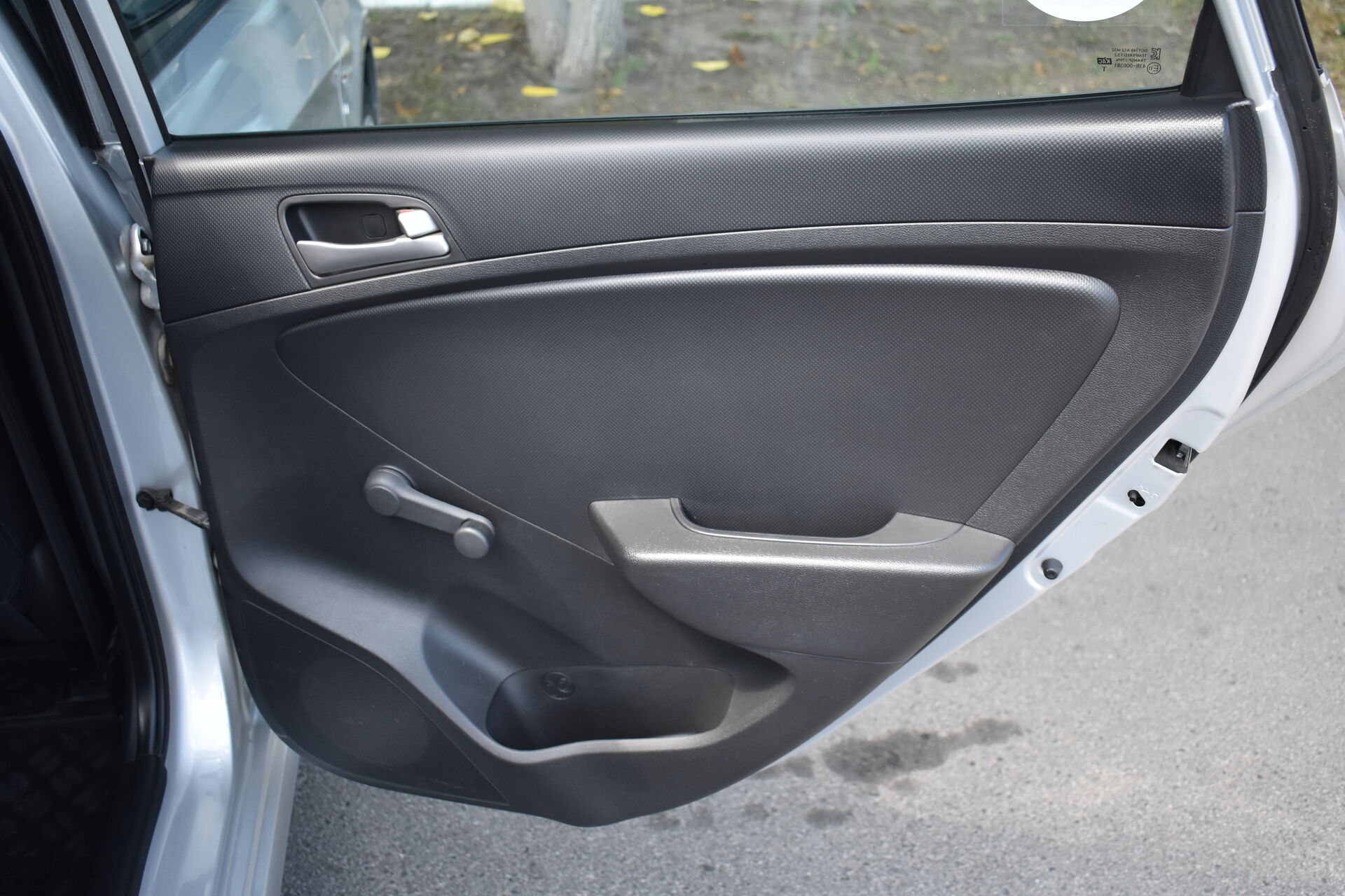 Hyundai Solaris, I Рестайлинг 1.6 AT (123 л.с.) 2014