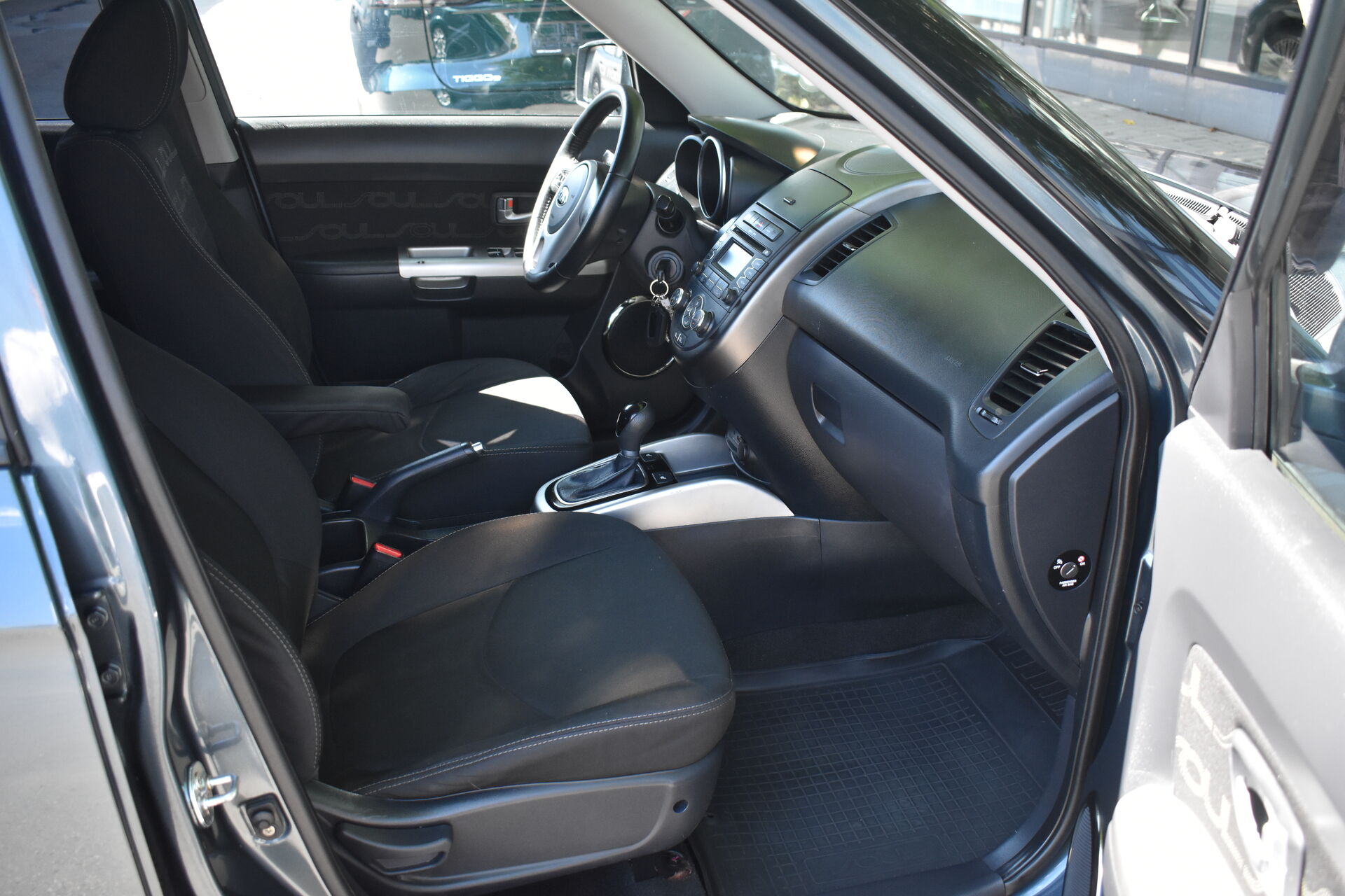 Kia Soul, I Рестайлинг 1.6 AT (129 л.с.) 2013