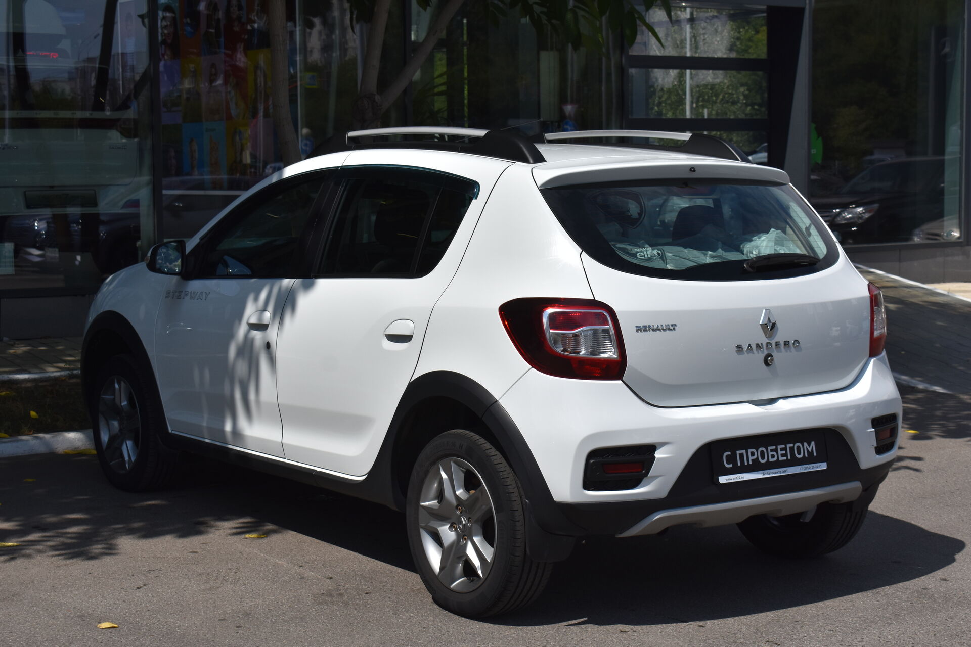 Renault Sandero, II Рестайлинг 1.6 MT (82 л.с.) 2019