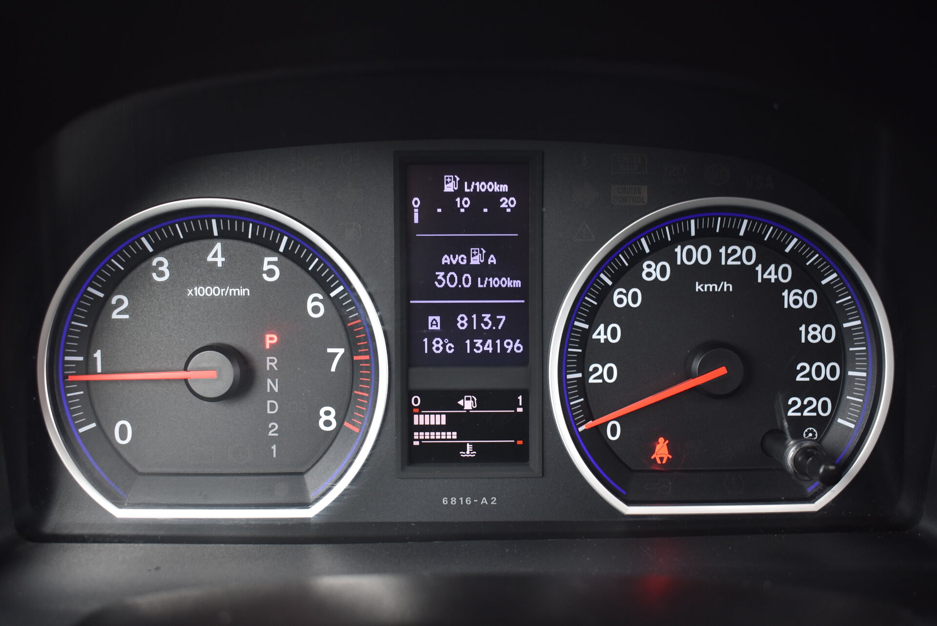 Honda CR-V, III Рестайлинг 2.4 AT (166 л.с.) 4WD 2012