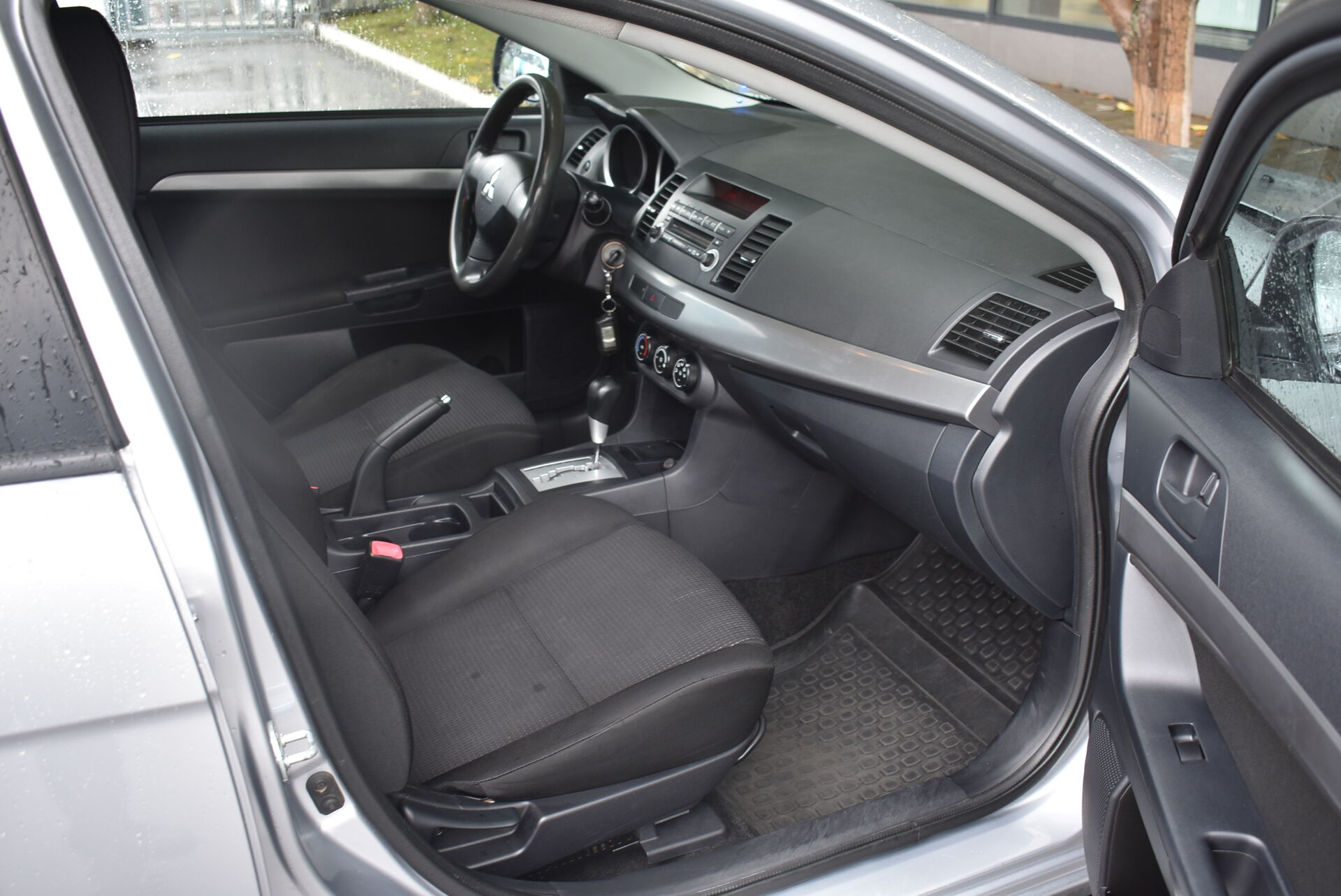 Mitsubishi Lancer, X 1.5 AT (109 л.с.) 2010