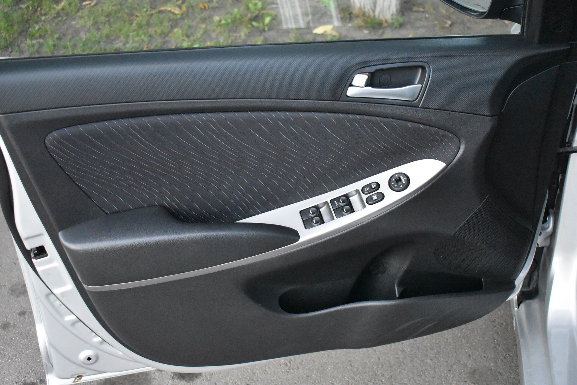 Hyundai Solaris, I Рестайлинг 1.6 AT (123 л.с.) 2016