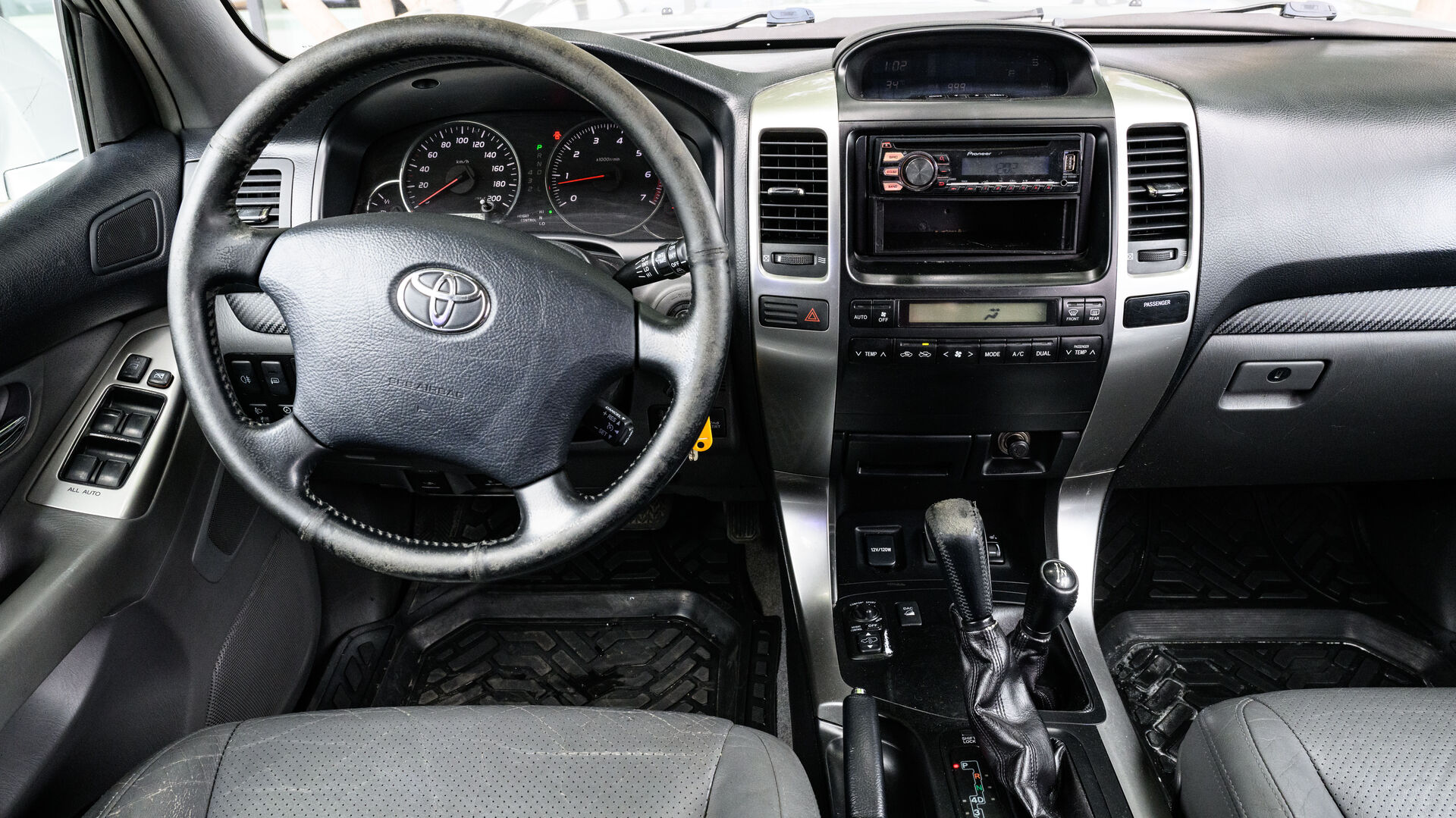 Toyota Land Cruiser Prado, 120 Series Рестайлинг 5-speed 4.0 AT (249 л.с.) 4WD 2007