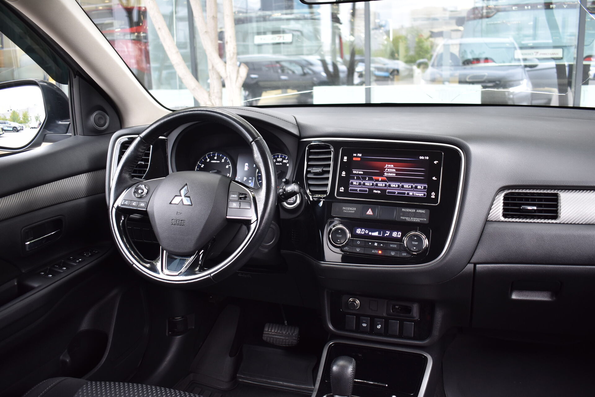 Mitsubishi Outlander, III Рестайлинг 2 2.0 CVT (146 л.с.) 2018