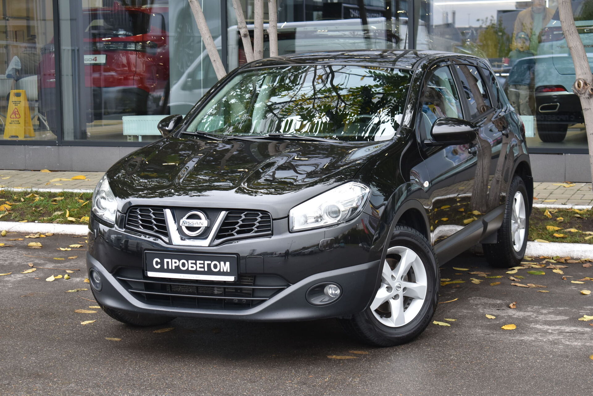 Nissan Qashqai, I Рестайлинг 1.6 CVT (117 л.с.) 2013