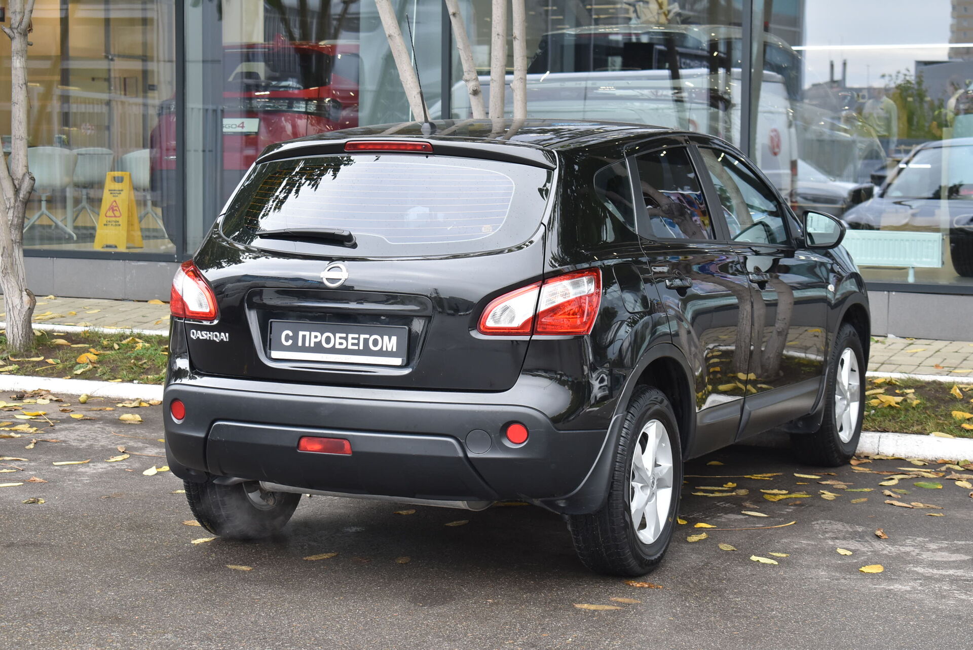 Nissan Qashqai, I Рестайлинг 1.6 CVT (117 л.с.) 2013