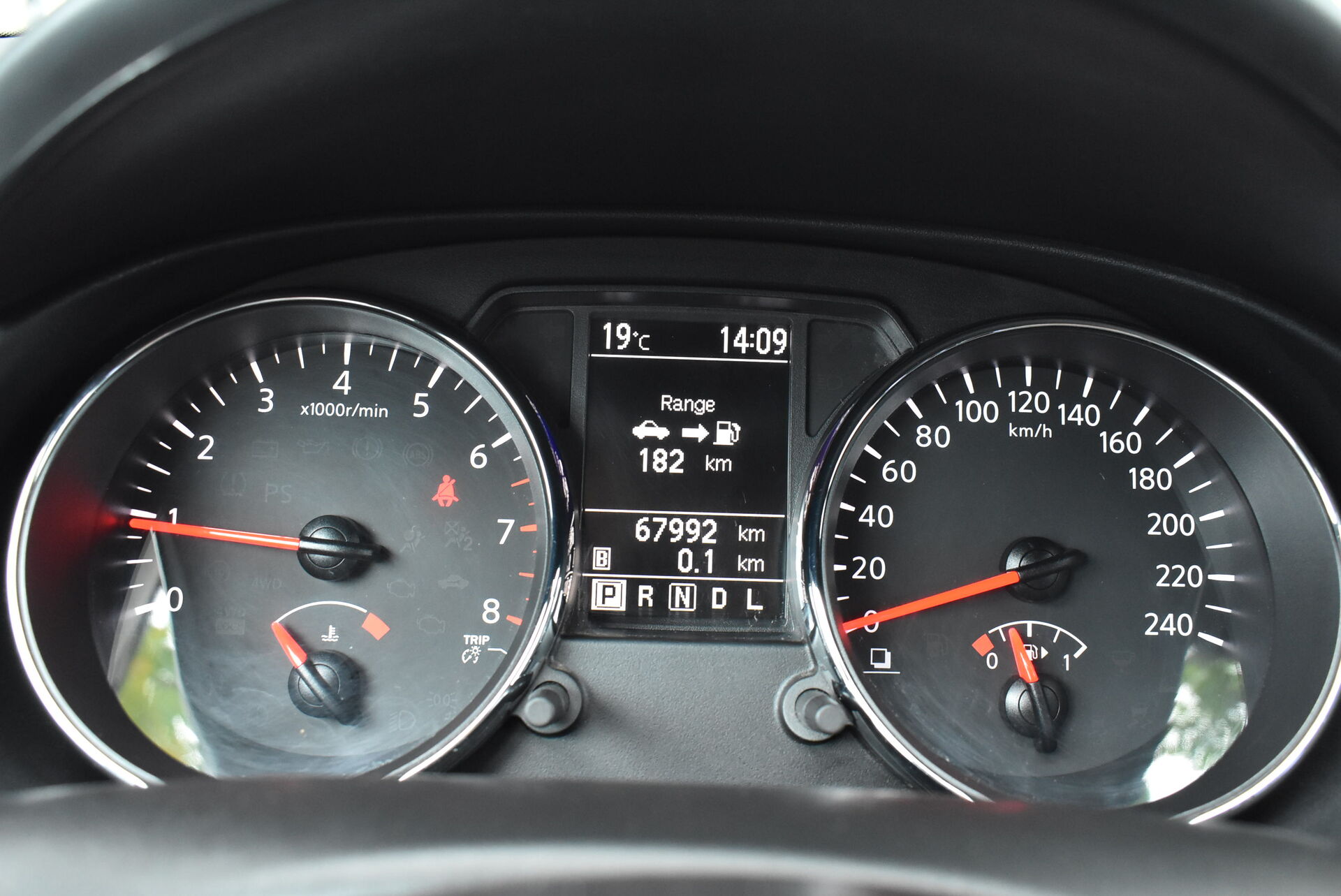 Nissan Qashqai, I Рестайлинг 1.6 CVT (117 л.с.) 2013