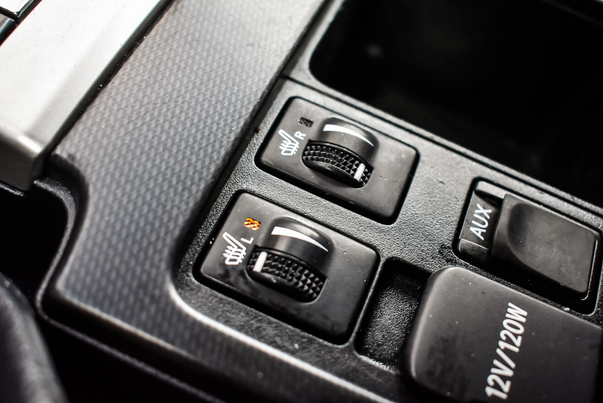 Toyota Land Cruiser Prado, 150 Series 4.0 AT (282 л.с.) 4WD 2013