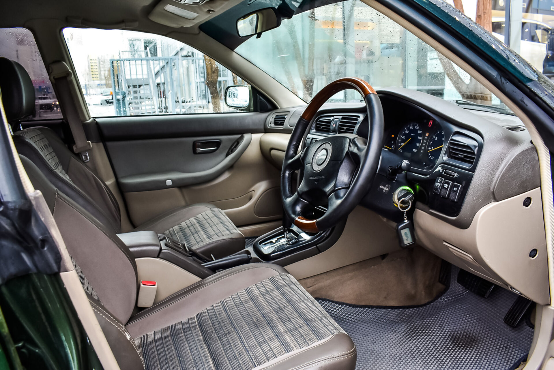 Subaru Legacy Lancaster, II 2.5 AT (167 л.с.) 4WD 1998