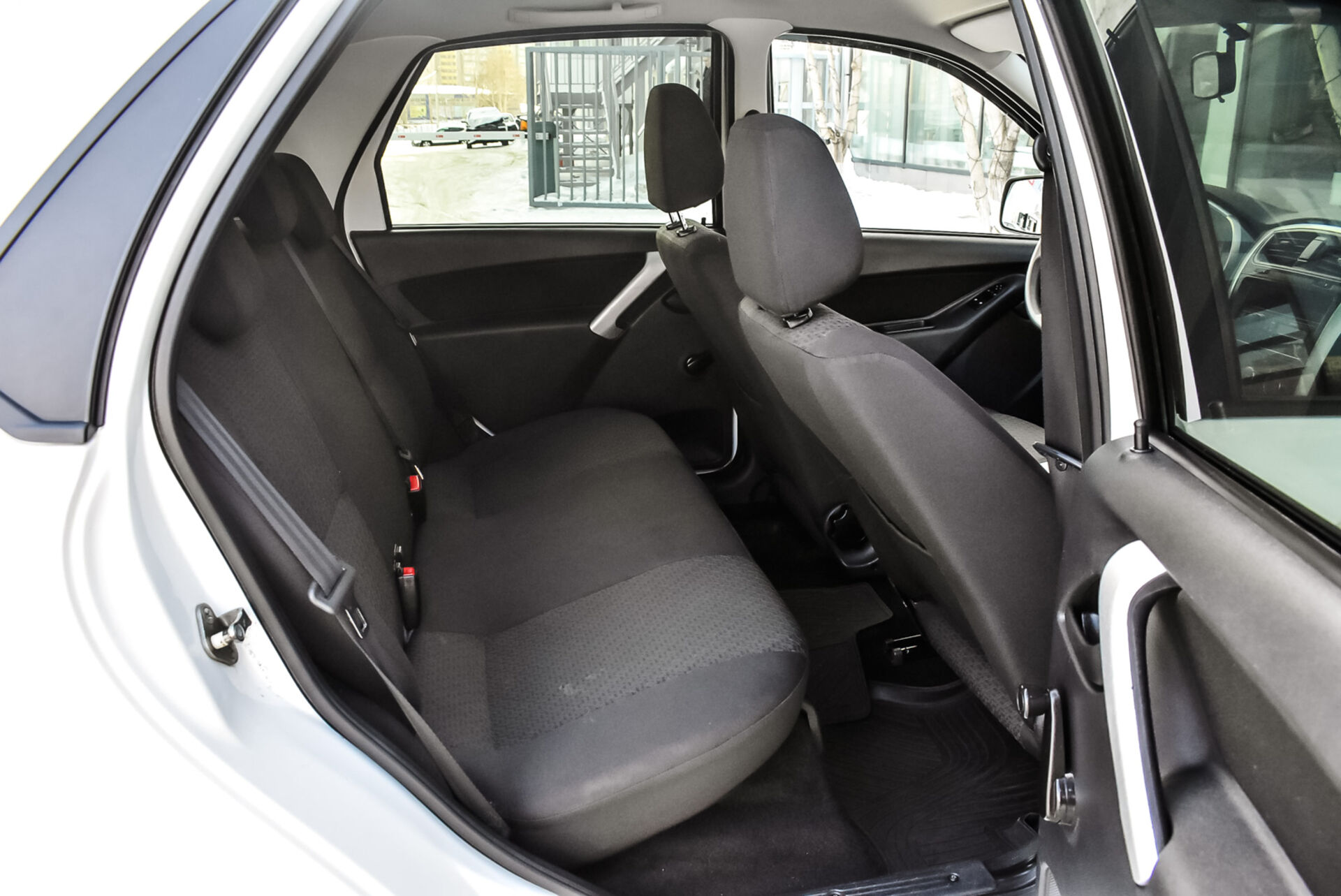 Datsun on-DO, I 1.6 MT (87 л.с.) 2016