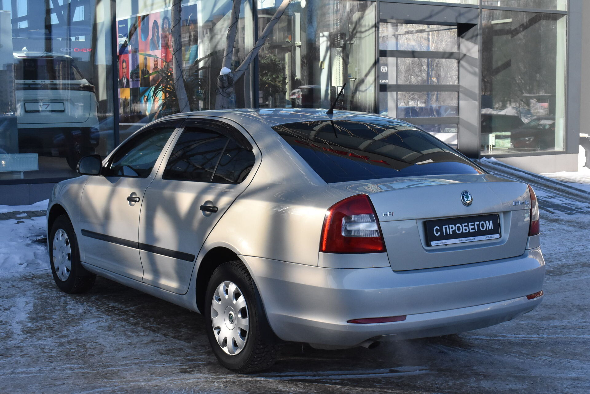 Skoda Octavia, II (A5) Рестайлинг 1.6 MT (102 л.с.) 2012