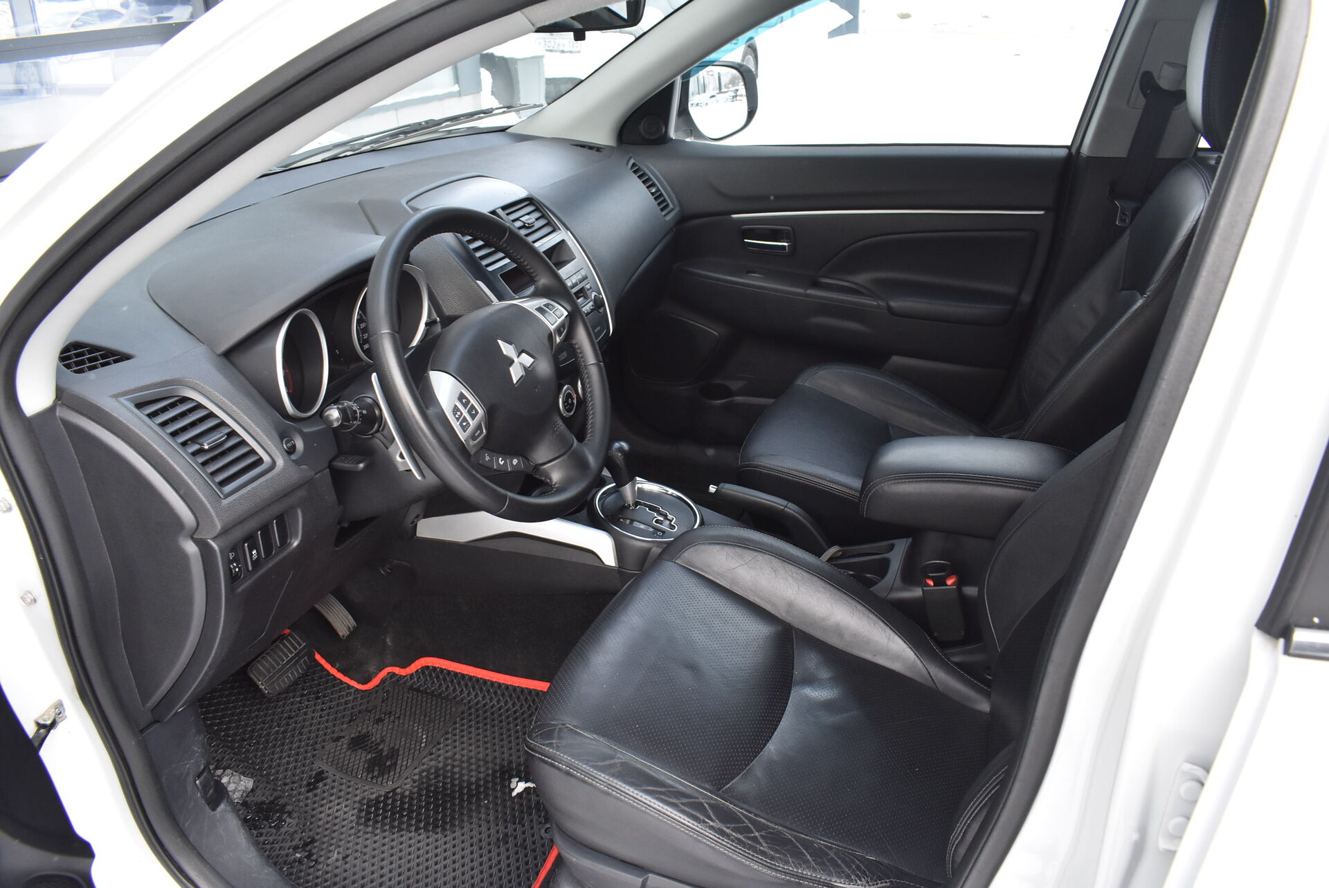 Mitsubishi ASX, I 2.0 CVT (150 л.с.) 4WD 2010