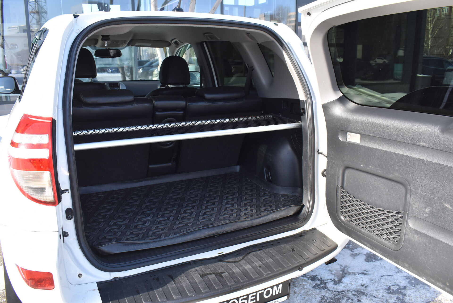 Toyota RAV4, III (XA30) Рестайлинг 2.0 CVT (148 л.с.) 4WD 2012